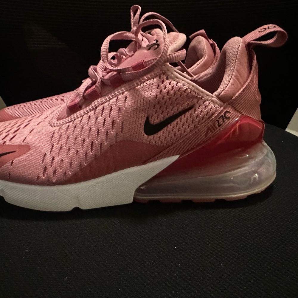 Nike Air Max 270 Pink Sneakers - Picture 2 of 6